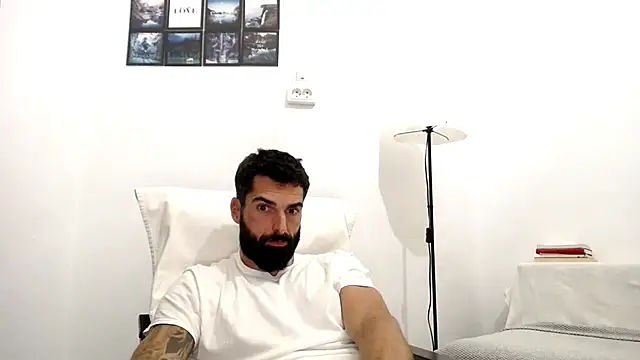 Verycutex online show from 21, 10, 2025