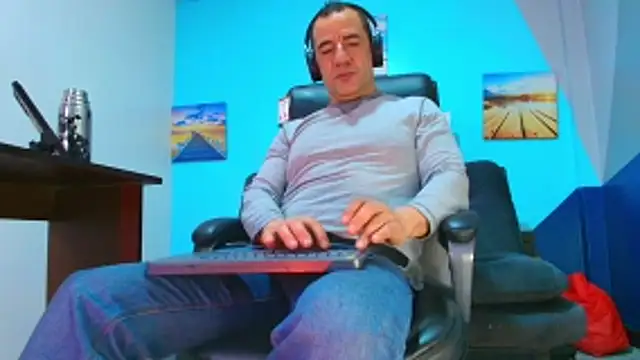 juanses n toro online show from 14, 11, 2025