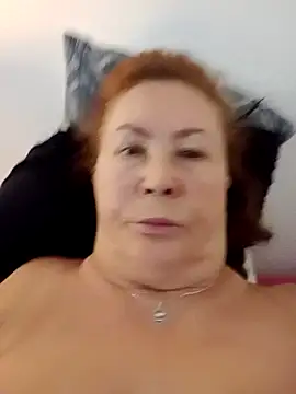 Snapshot of Hottie-Mom chatting on 24, 9, 2025 Hottie-Mom online show from 24, 9, 2025