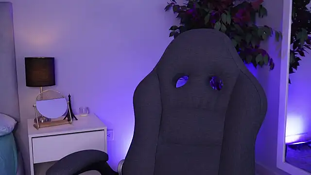 emma colucci online show from 17, 1, 2025