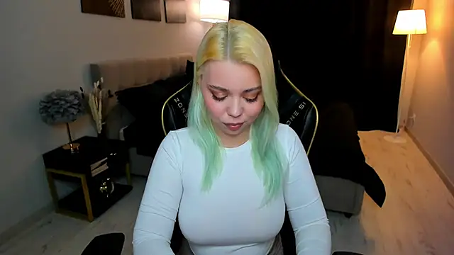 EnergyBunny 1 online show from 28, 11, 2025