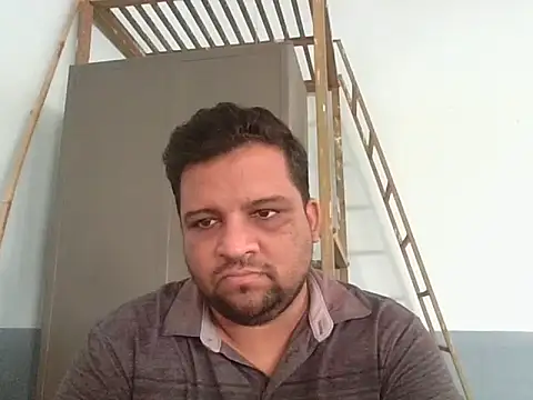 Snapshot of dhruv_love chatting on 7, 5, 2026 dhruv love online show from 7, 5, 2026