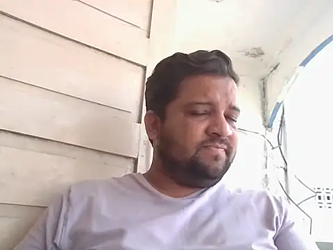 Snapshot of dhruv_love chatting on 20, 5, 2026 dhruv love online show from 20, 5, 2026