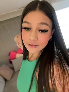 Alyshanon18 online show from 28, 2, 2025