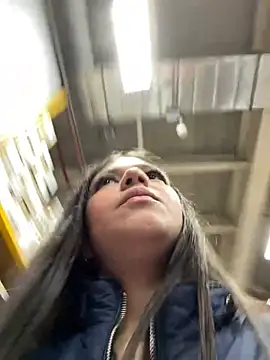 Alyshanon18 online show from 18, 4, 2026