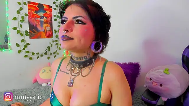 Rainnbow  online show from 11, 3, 2026