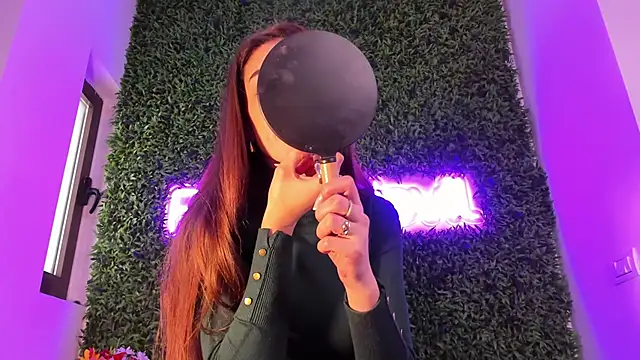 realhotfallingdevil online show from 26, 3, 2026