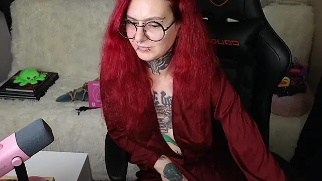 Ginger Stay online show from 21, 11, 2025