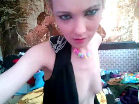 WildMissNiks online show from 23, 2, 2025