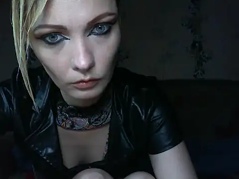 WildMissNiks online show from 29, 6, 2026