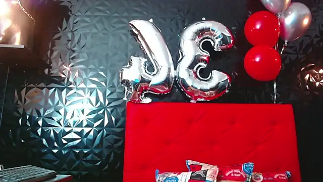 Snapshot of PINK__LOLA1 chatting on 20, 2, 2025 PINK LOLA1 online show from 20, 2, 2025