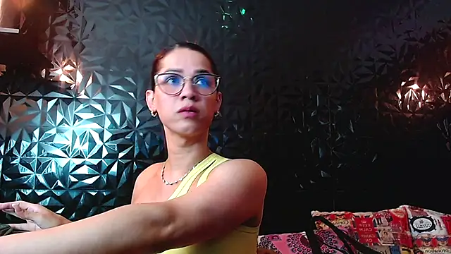 Snapshot of PINK__LOLA1 chatting on 2, 10, 2025 PINK LOLA1 online show from 2, 10, 2025