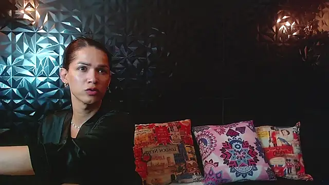 Snapshot of PINK__LOLA1 chatting on 28, 10, 2025 PINK LOLA1 online show from 28, 10, 2025