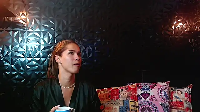 Snapshot of PINK__LOLA1 chatting on 15, 11, 2025 PINK LOLA1 online show from 15, 11, 2025