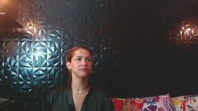 Snapshot of PINK__LOLA1 chatting on 22, 11, 2025 PINK LOLA1 online show from 22, 11, 2025