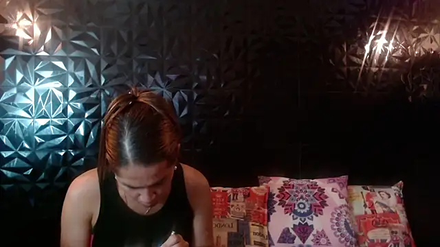 PINK  LOLA1 online show from 6, 4, 2026