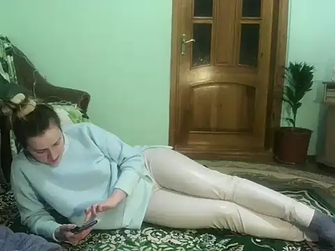 Snapshot of AngelTough20 chatting on 8, 12, 2024 AngelTough20 online show from 8, 12, 2024