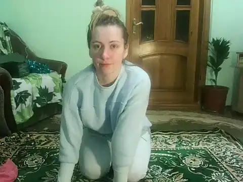 Snapshot of AngelTough20 chatting on 17, 12, 2024 AngelTough20 online show from 17, 12, 2024