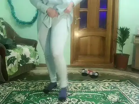 Snapshot of AngelTough20 chatting on 23, 12, 2024 AngelTough20 online show from 23, 12, 2024