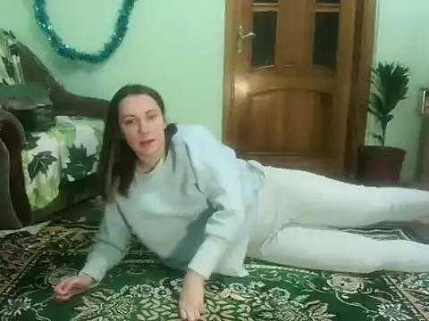 Snapshot of AngelTough20 chatting on 4, 1, 2025 AngelTough20 online show from 4, 1, 2025