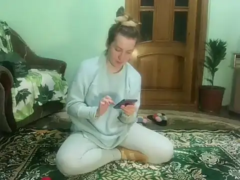 Snapshot of AngelTough20 chatting on 10, 1, 2025 AngelTough20 online show from 10, 1, 2025