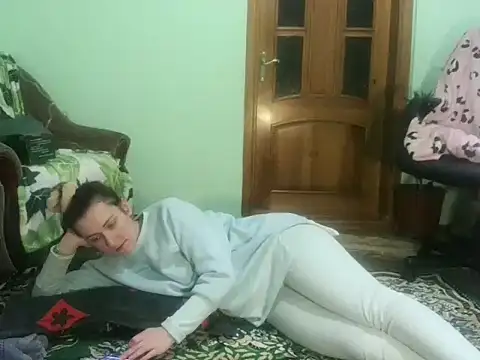 Snapshot of AngelTough20 chatting on 14, 1, 2025 AngelTough20 online show from 14, 1, 2025