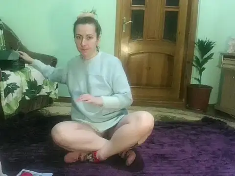 Snapshot of AngelTough20 chatting on 10, 2, 2025 AngelTough20 online show from 10, 2, 2025