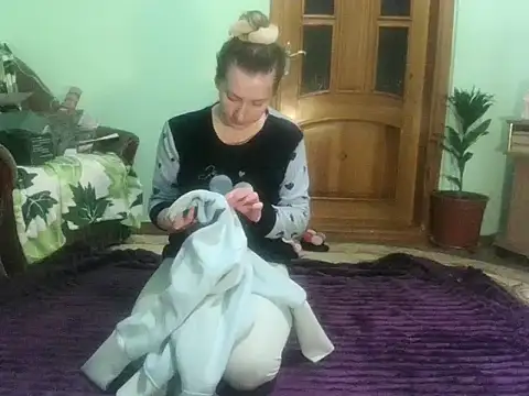 Snapshot of AngelTough20 chatting on 17, 2, 2025 AngelTough20 online show from 17, 2, 2025