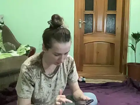 Snapshot of AngelTough20 chatting on 14, 9, 2025 AngelTough20 online show from 14, 9, 2025