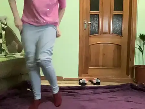 Snapshot of AngelTough20 chatting on 23, 9, 2025 AngelTough20 online show from 23, 9, 2025