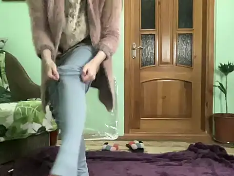 Snapshot of AngelTough20 chatting on 19, 10, 2025 AngelTough20 online show from 19, 10, 2025