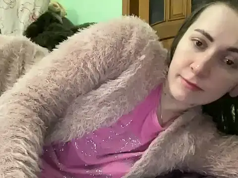 Snapshot of AngelTough20 chatting on 9, 11, 2025 AngelTough20 online show from 9, 11, 2025