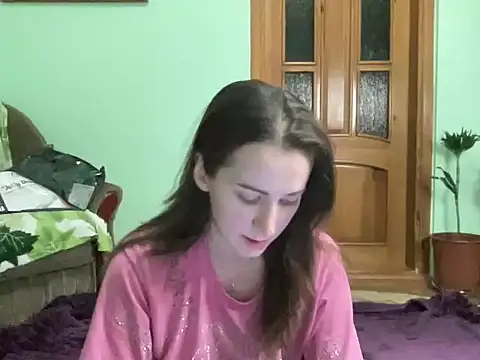 Snapshot of AngelTough20 chatting on 14, 11, 2025 AngelTough20 online show from 14, 11, 2025