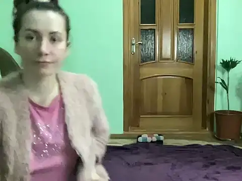 Snapshot of AngelTough20 chatting on 17, 11, 2025 AngelTough20 online show from 17, 11, 2025