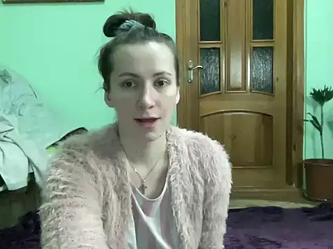 Snapshot of AngelTough20 chatting on 4, 12, 2025 AngelTough20 online show from 4, 12, 2025