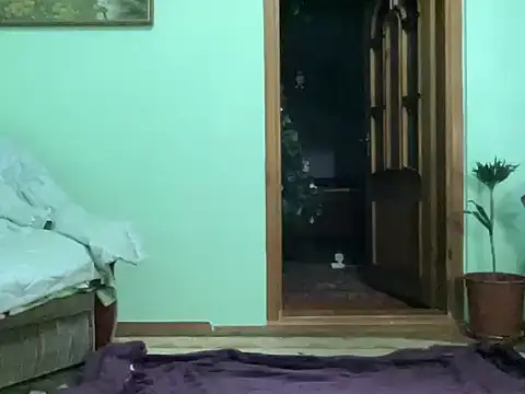 Snapshot of AngelTough20 chatting on 13, 12, 2025 AngelTough20 online show from 13, 12, 2025