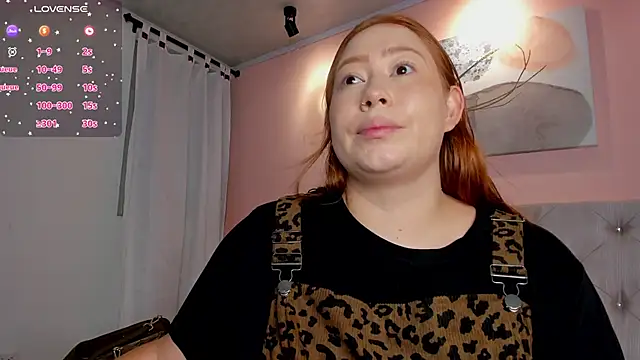Snapshot of hannamartinn chatting on 14, 5, 2026 hannamartinn online show from 14, 5, 2026