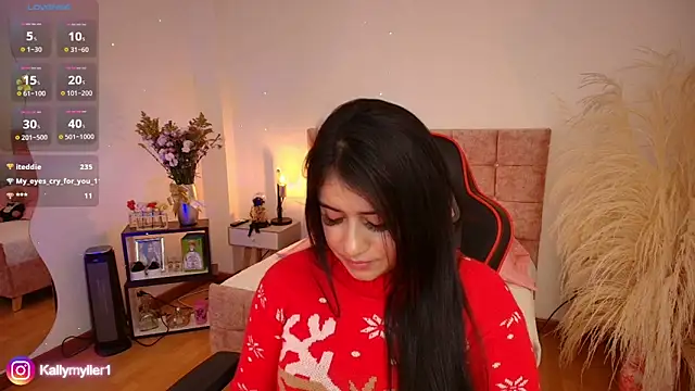 Snapshot of KallyMyller1 chatting on 24, 12, 2024 KallyMyller1 online show from 24, 12, 2024