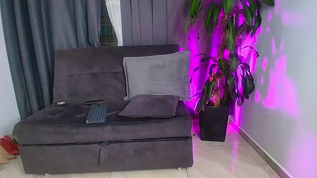 Snapshot of Aliciawonderxx chatting on 9, 11, 2025 Aliciawonderxx online show from 9, 11, 2025