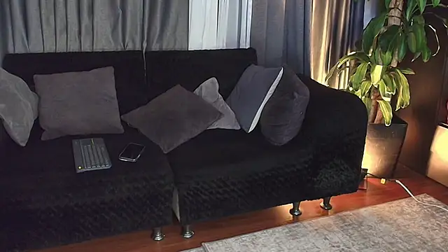 Snapshot of Aliciawonderxx chatting on 8, 6, 2026 Aliciawonderxx online show from 8, 6, 2026