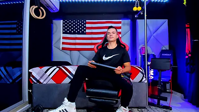 Snapshot of Aydenmiller96 chatting on 10, 9, 2025 Aydenmiller96 online show from 10, 9, 2025