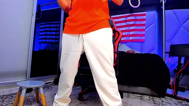 Snapshot of Aydenmiller96 chatting on 19, 10, 2025 Aydenmiller96 online show from 19, 10, 2025