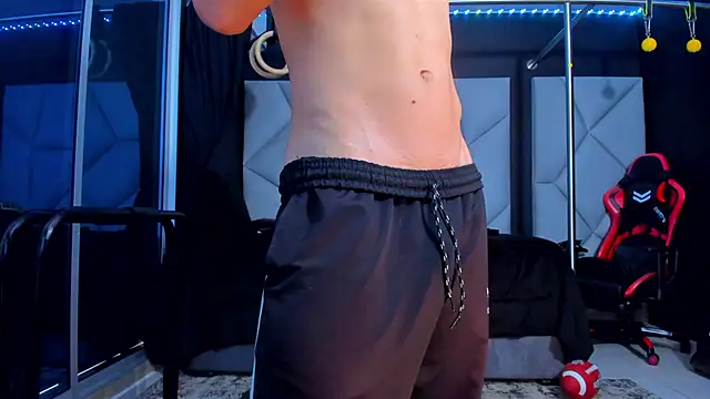 Snapshot of Aydenmiller96 chatting on 6, 11, 2025 Aydenmiller96 online show from 6, 11, 2025