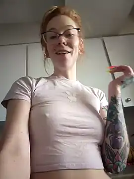 LucidLucy online show from 23, 2, 2025