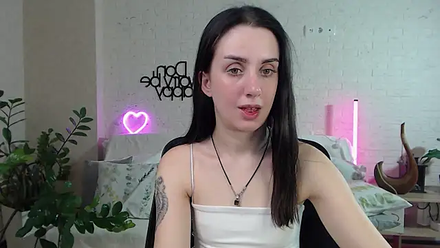 FranceskoJones online show from 4, 3, 2025