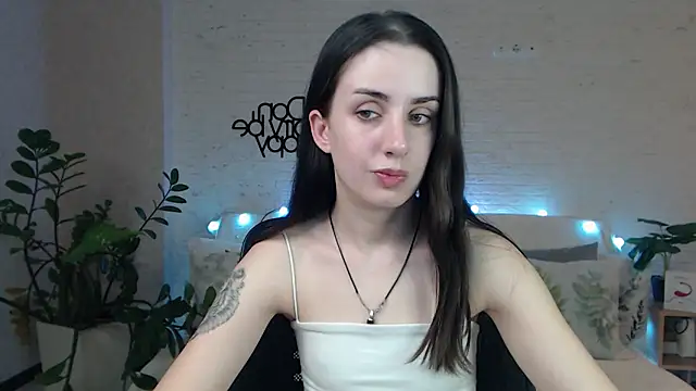 FranceskoJones online show from 10, 3, 2025