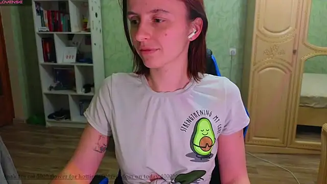 DanaMartina online show from 2, 3, 2025