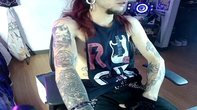 Snapshot of davidroses420 chatting on 2, 12, 2024 davidroses420 online show from 2, 12, 2024