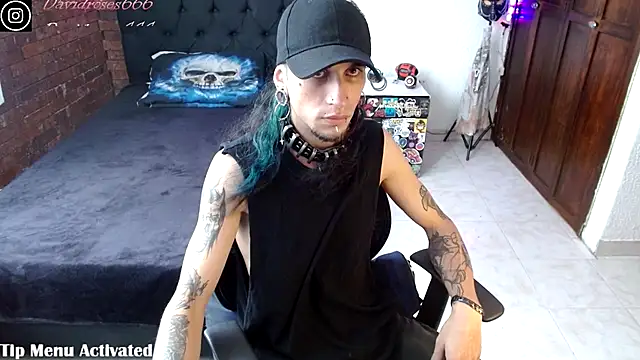 Snapshot of davidroses420 chatting on 24, 11, 2025 davidroses420 online show from 24, 11, 2025