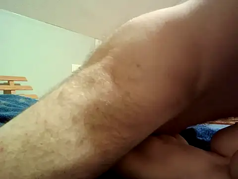 Snapshot of mopa81 chatting on 13, 11, 2025 mopa81 online show from 13, 11, 2025